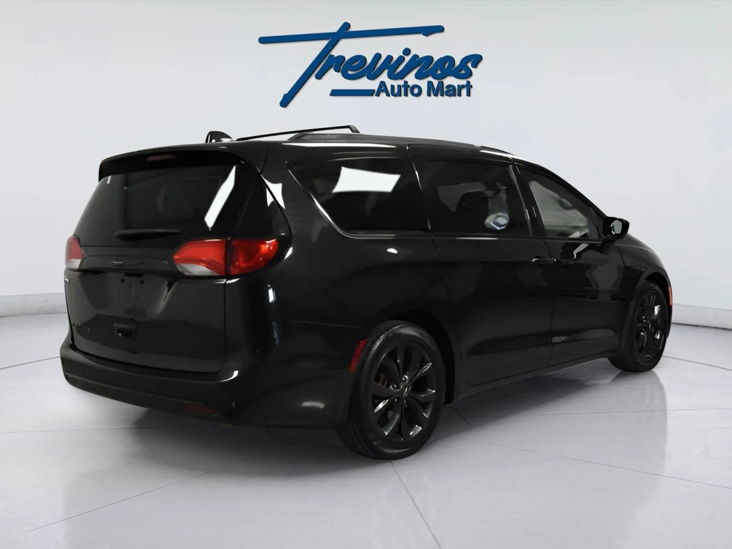 2018 Chrysler Pacifica Touring Plus photo 15