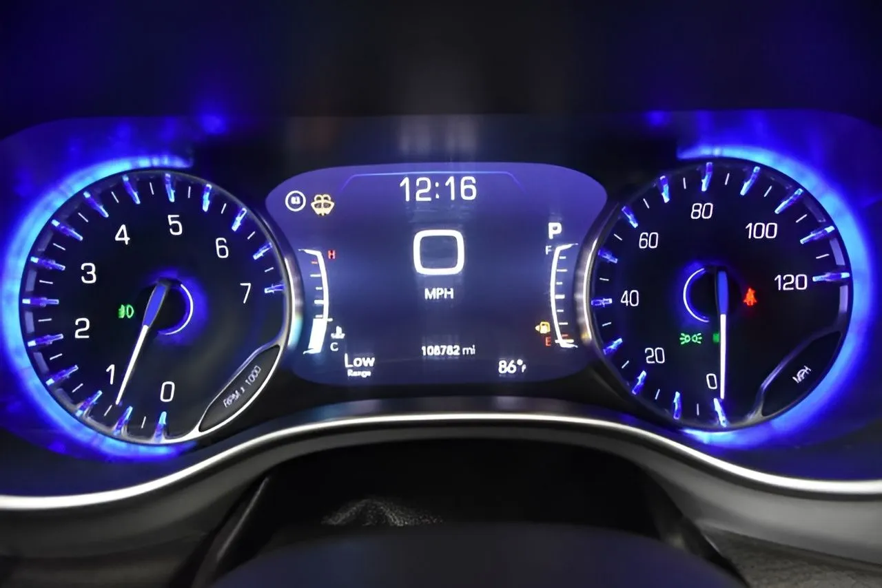 2018 Chrysler Pacifica Touring Plus photo 22