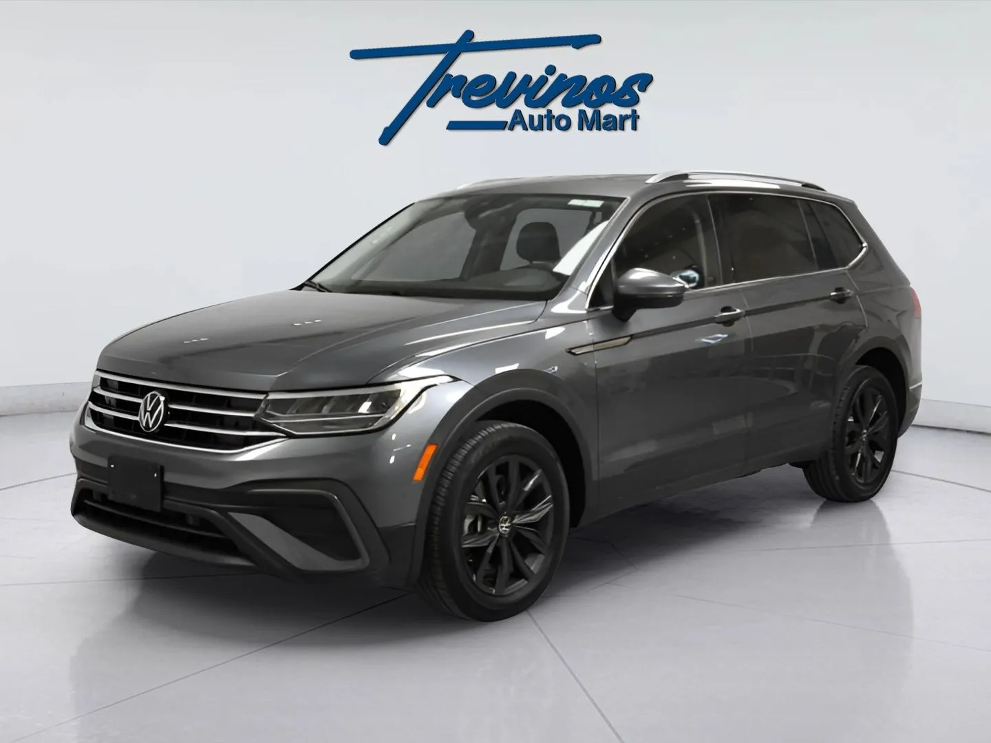 2024 Volkswagen Tiguan SE Wolfsburg Edition photo 14