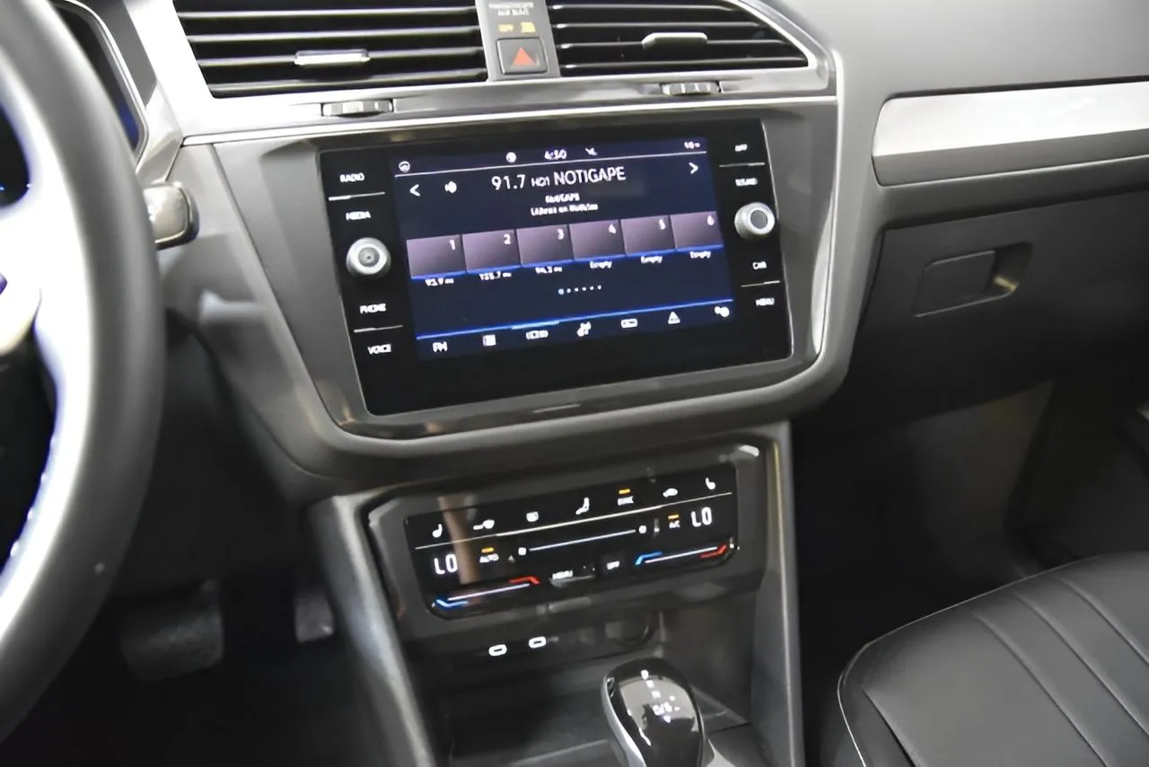 2024 Volkswagen Tiguan SE Wolfsburg Edition photo 31