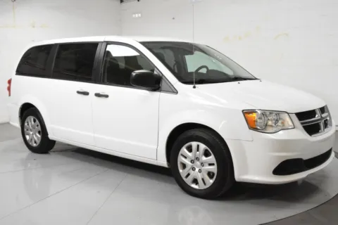 White 2019 Dodge Grand Caravan SE for sale in McAllen, TX