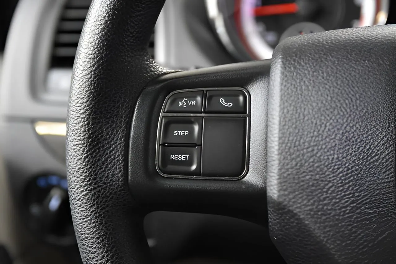 2019 Dodge Grand Caravan SE photo 28