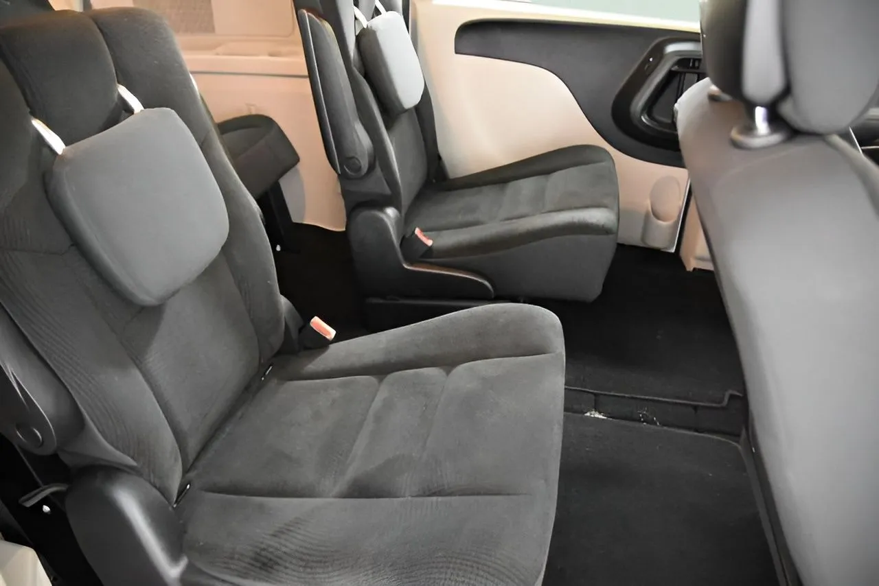 2019 Dodge Grand Caravan SE photo 20