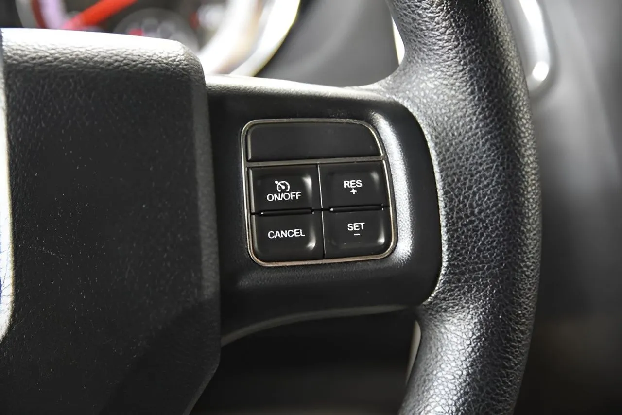 2019 Dodge Grand Caravan SE photo 5