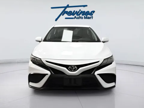 More photos of 2022 Toyota Camry SE at Trevinos Auto Mart, TX