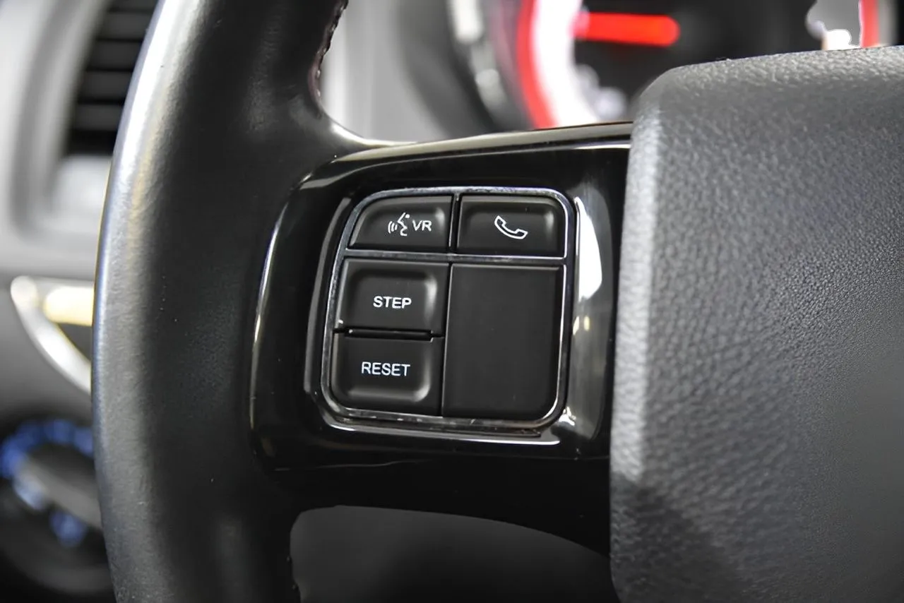 2018 Dodge Grand Caravan SE photo 19