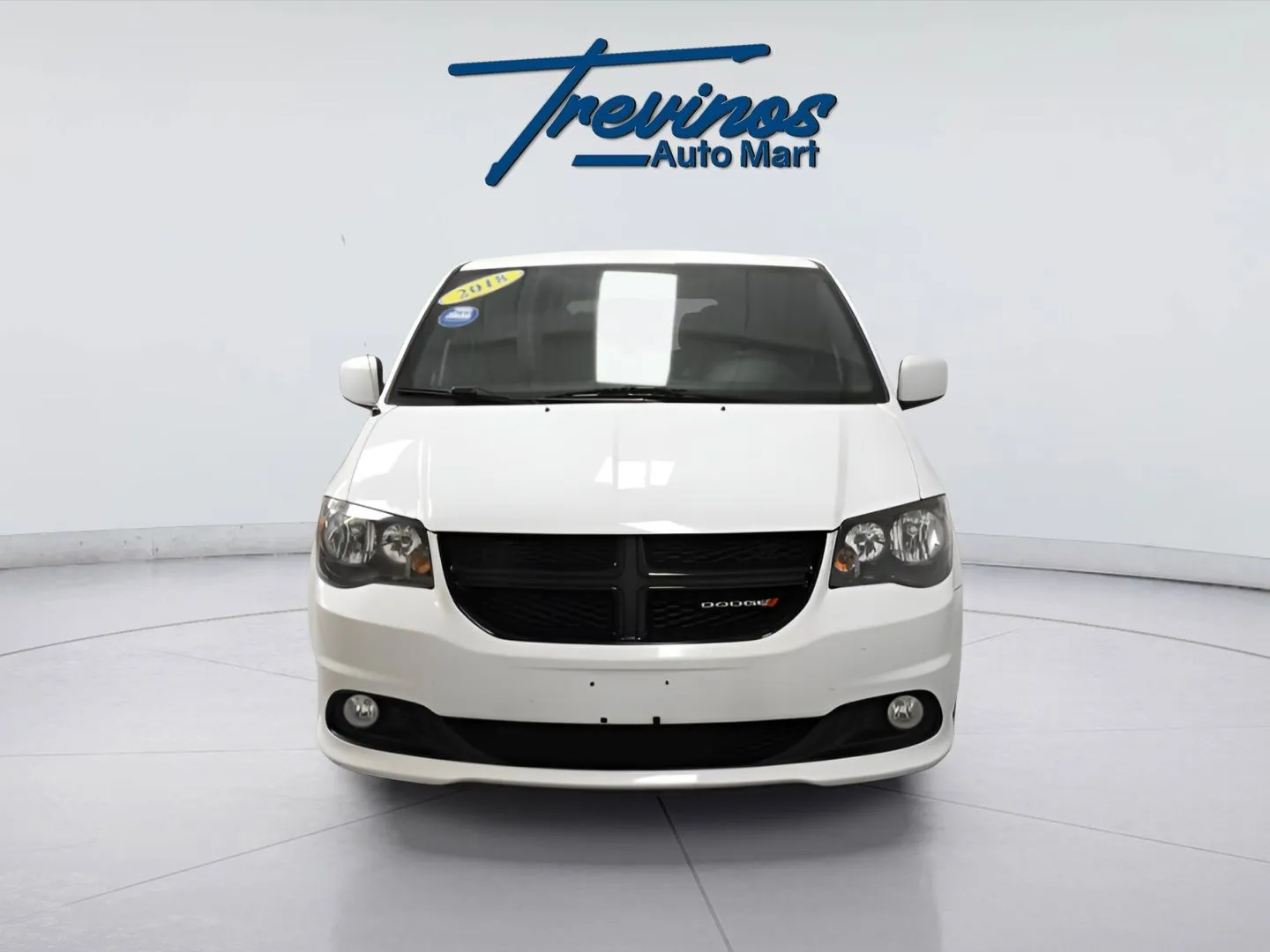2018 Dodge Grand Caravan SE photo 2