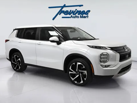 White 2024 Mitsubishi Outlander SE for sale in McAllen, TX