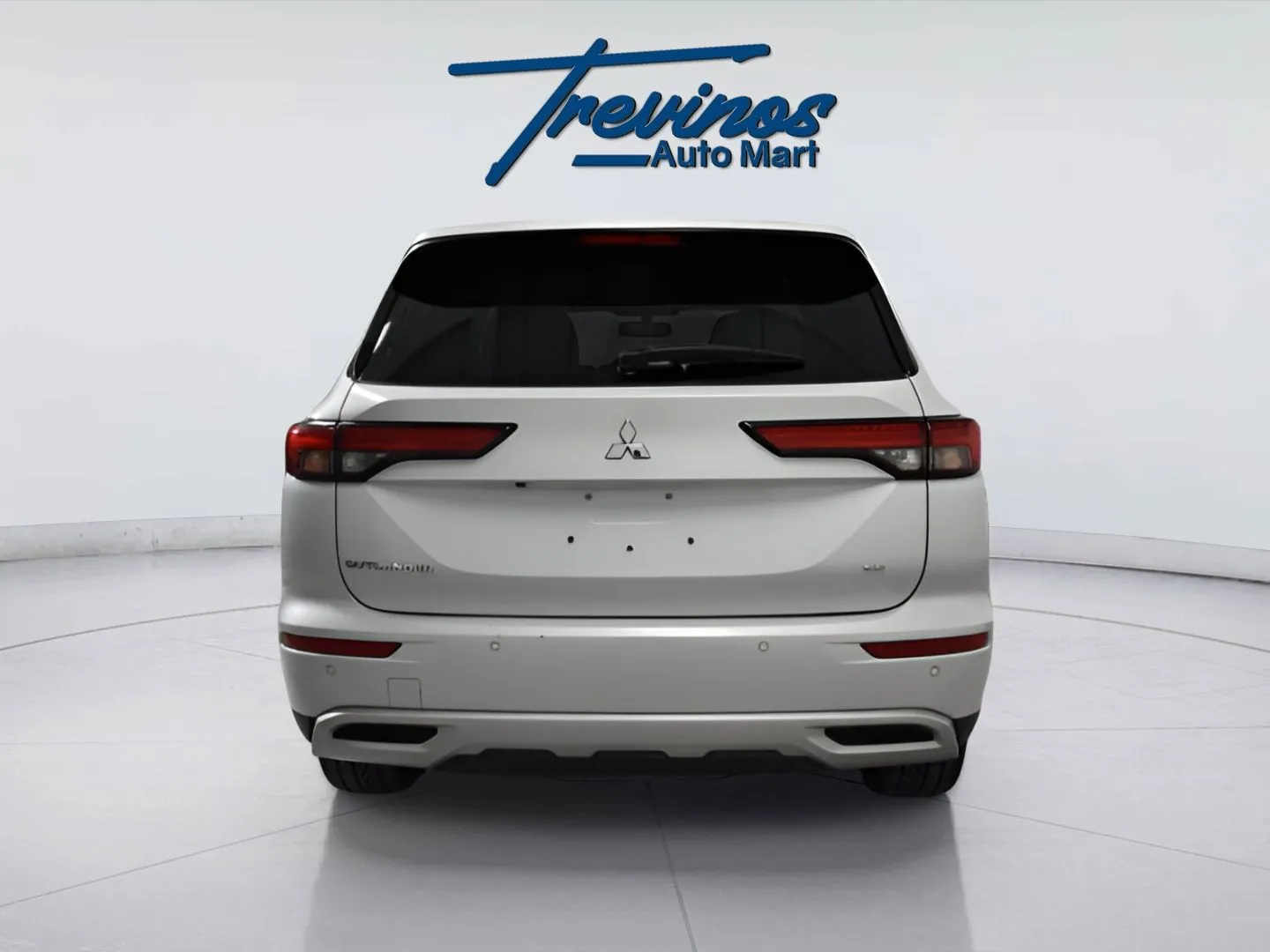 2024 Mitsubishi Outlander SE photo 4