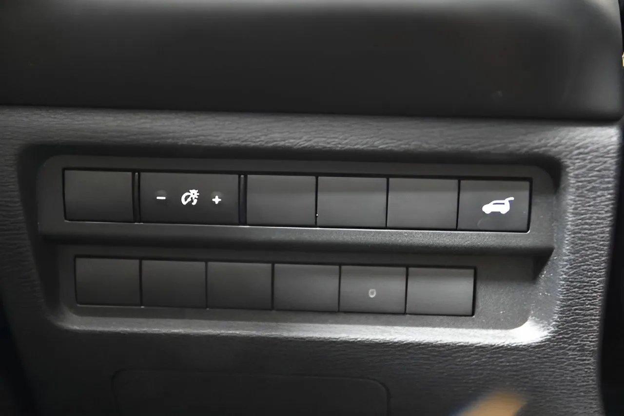 2024 Mitsubishi Outlander SE photo 21