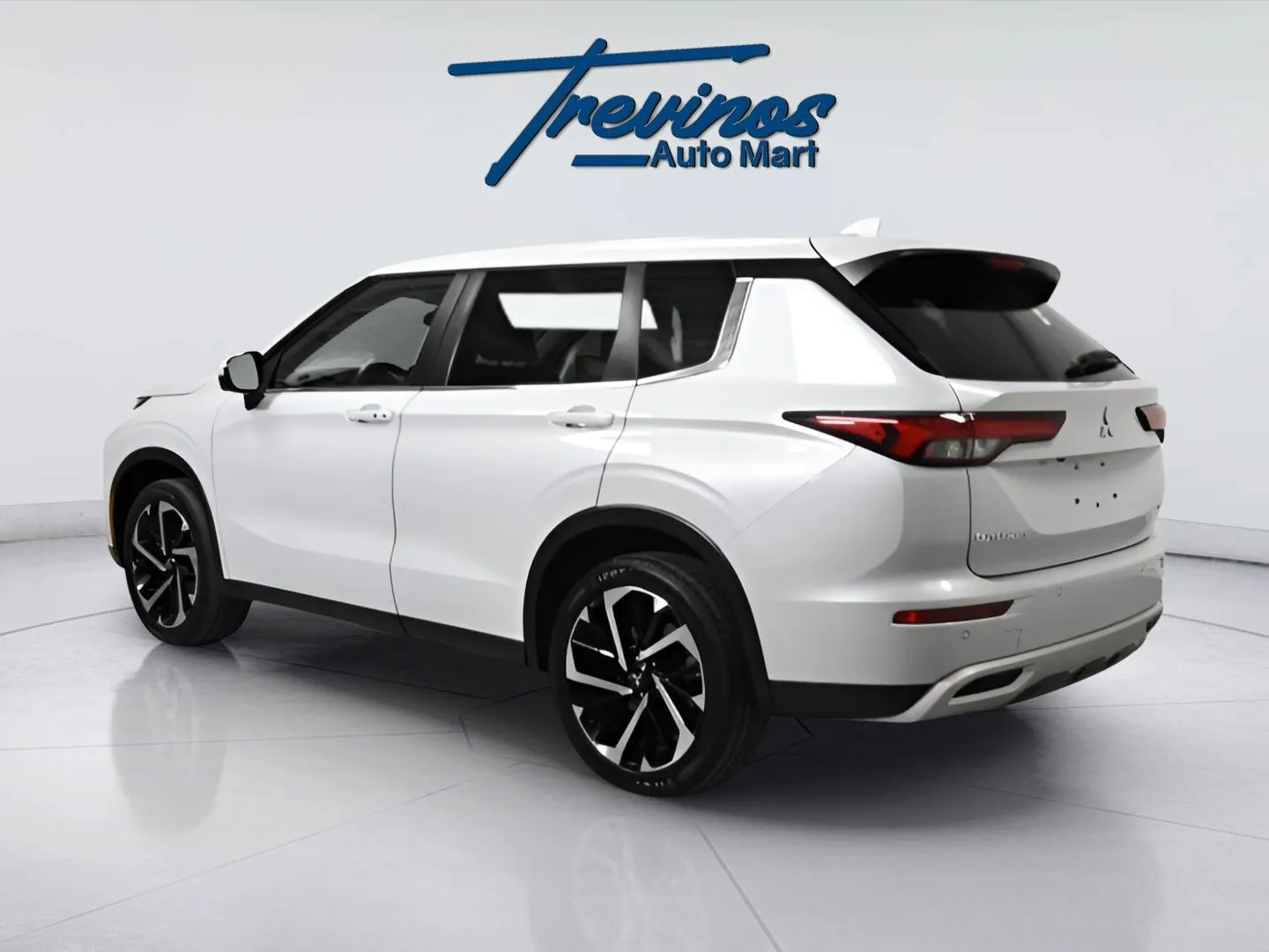 2024 Mitsubishi Outlander SE photo 30