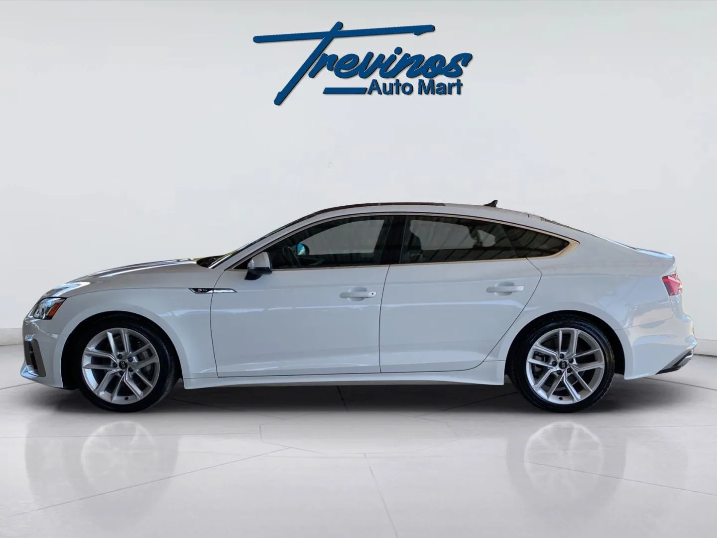 2024 Audi A5 45 S line Premium Plus photo 4