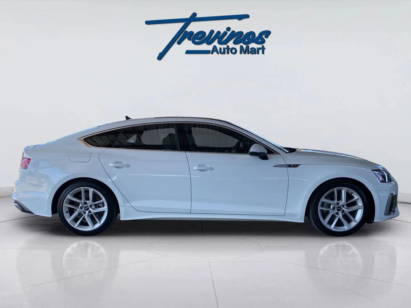 2024 Audi A5 45 S line Premium Plus photo 5