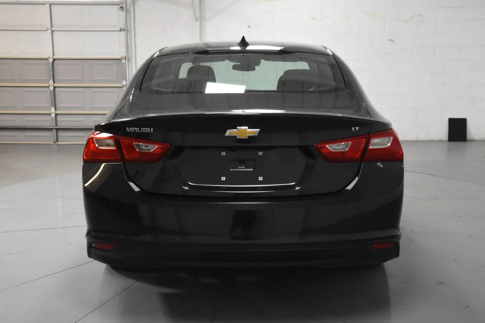 2023 Chevrolet Malibu 1LT photo 4