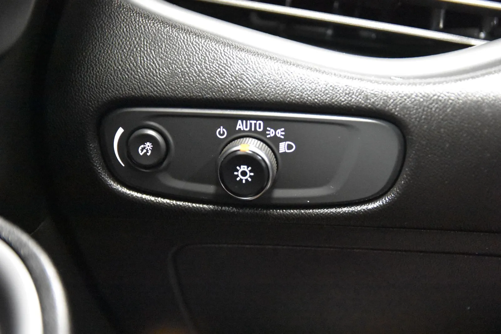 2023 Chevrolet Malibu 1LT photo 21