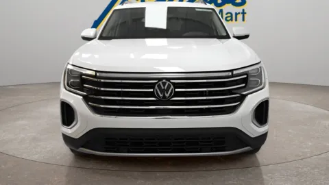 More photos of 2024 Volkswagen Atlas 2.0T SE w/Technology at Trevinos Auto Mart, TX