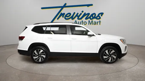 More photos of 2024 Volkswagen Atlas 2.0T SE w/Technology at Trevinos Auto Mart, TX