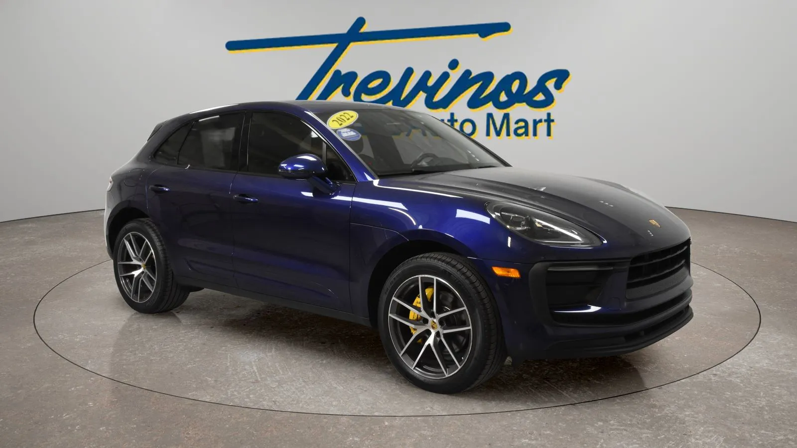 Blue 2022 Porsche Macan for sale in McAllen, TX