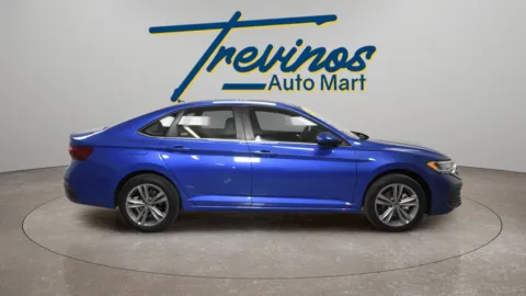 More photos of 2024 Volkswagen Jetta 1.5T SE at Trevinos Auto Mart, TX