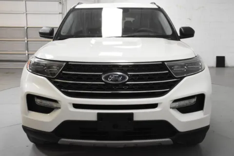 More photos of 2022 Ford Explorer XLT at Trevinos Auto Mart, TX