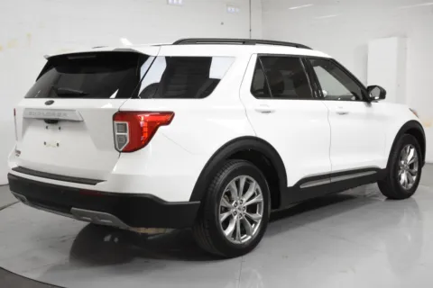 Photos of 2022 Ford Explorer XLT for sale in McAllen, TX at Trevinos Auto Mart