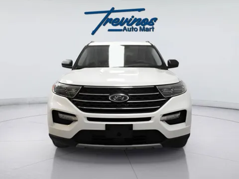 More photos of 2022 Ford Explorer XLT at Trevinos Auto Mart, TX