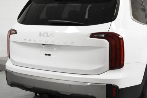Another view of 2025 Kia Telluride LX for sale in McAllen, TX at Trevinos Auto Mart