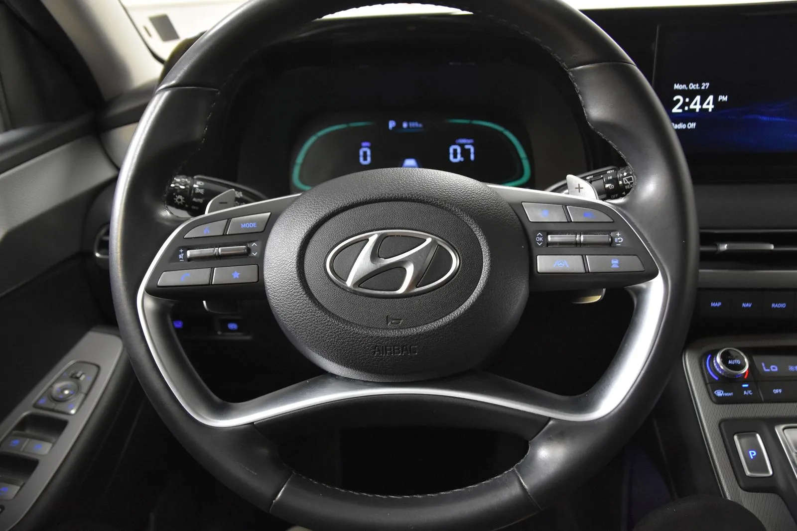 2024 Hyundai Palisade SEL photo 3