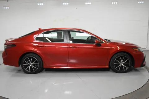 More photos of 2021 Toyota Camry SE at Trevinos Auto Mart, TX