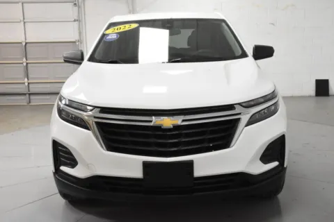 More photos of 2022 Chevrolet Equinox LS at Trevinos Auto Mart, TX