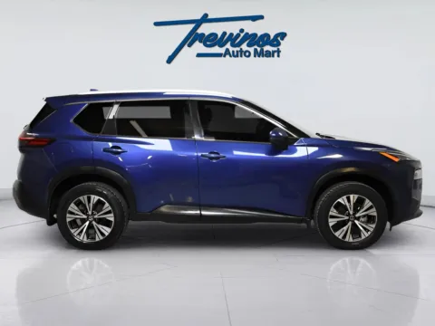 More photos of 2021 Nissan Rogue SV at Trevinos Auto Mart, TX