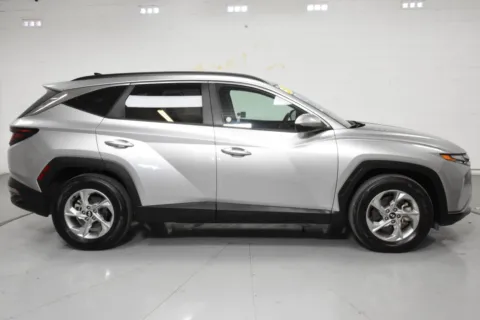 More photos of 2024 Hyundai Tucson SEL at Trevinos Auto Mart, TX