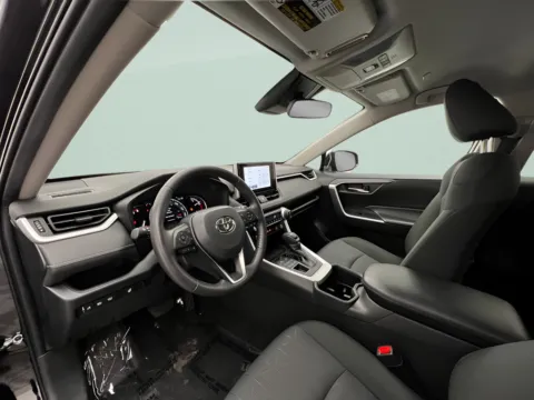 More photos of 2024 Toyota RAV4 XLE at Countryside Mitsubishi, IL
