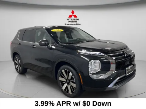 Photos of 2026 Mitsubishi Outlander SE for sale in Countryside, IL at Countryside Mitsubishi
