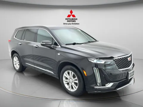 Another view of 2024 Cadillac XT6 Luxury for sale in Countryside, IL at Countryside Mitsubishi