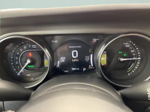 More photos of 2023 Jeep Wrangler Willys 4xe at Countryside Mitsubishi, IL