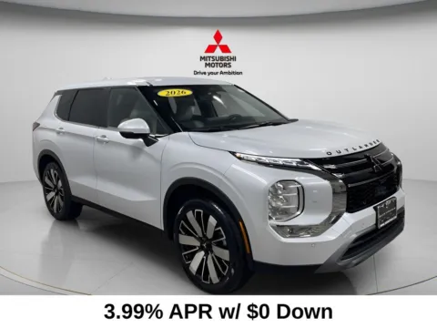 Photos of 2026 Mitsubishi Outlander SE for sale in Countryside, IL at Countryside Mitsubishi