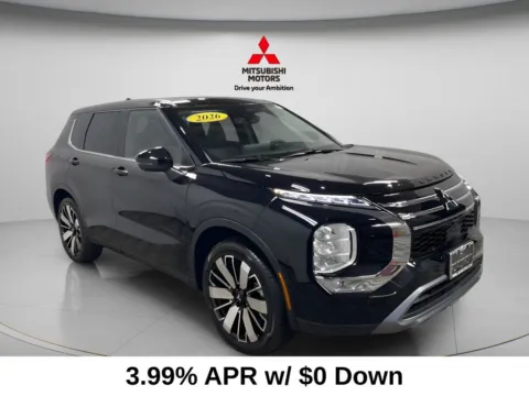 Photos of 2026 Mitsubishi Outlander SE for sale in Countryside, IL at Countryside Mitsubishi