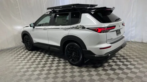 More photos of 2026 Mitsubishi Outlander Trail Edition at Countryside Mitsubishi, IL