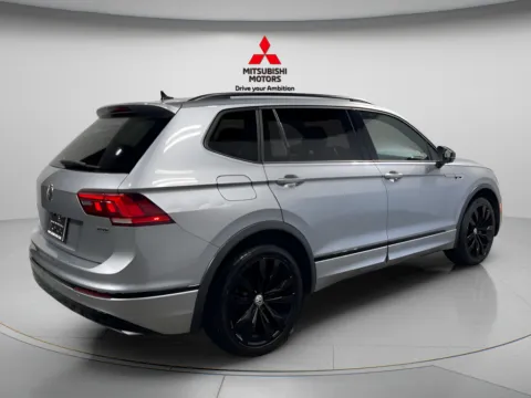 Another view of 2021 Volkswagen Tiguan 2.0T SE R-Line Black for sale in Countryside, IL at Countryside Mitsubishi