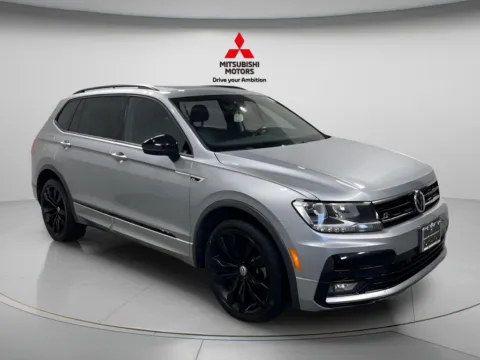 Photos of 2021 Volkswagen Tiguan 2.0T SE R-Line Black for sale in Countryside, IL at Countryside Mitsubishi