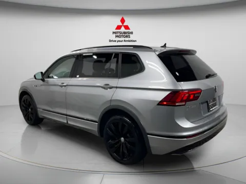 More photos of 2021 Volkswagen Tiguan 2.0T SE R-Line Black at Countryside Mitsubishi, IL