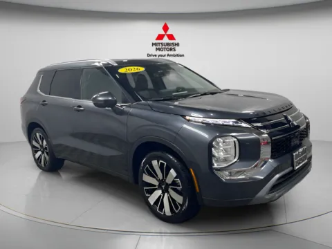 Photos of 2026 Mitsubishi Outlander SEL for sale in Countryside, IL at Countryside Mitsubishi