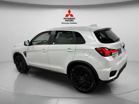 More photos of 2026 Mitsubishi Outlander Sport 2.0 LE at Countryside Mitsubishi, IL