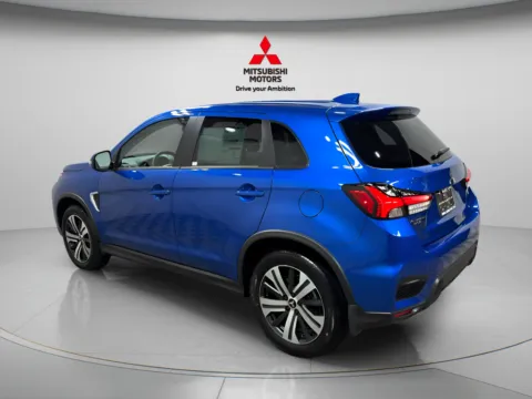 More photos of 2027 Mitsubishi Outlander Sport ES at Countryside Mitsubishi, IL