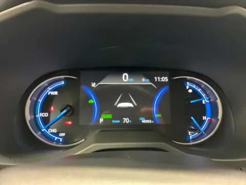 More photos of 2025 Toyota RAV4 Hybrid XLE at Countryside Mitsubishi, IL