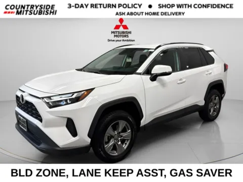 White 2024 Toyota RAV4 XLE for sale in Countryside, IL