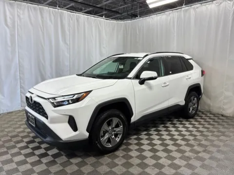 White 2024 Toyota RAV4 XLE for sale in Countryside, IL