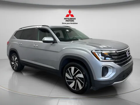 Photos of 2025 Volkswagen Atlas 2.0T SE w/Technology for sale in Countryside, IL at Countryside Mitsubishi