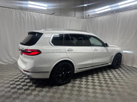 Another view of 2026 BMW X7 xDrive40i for sale in Countryside, IL at Countryside Mitsubishi